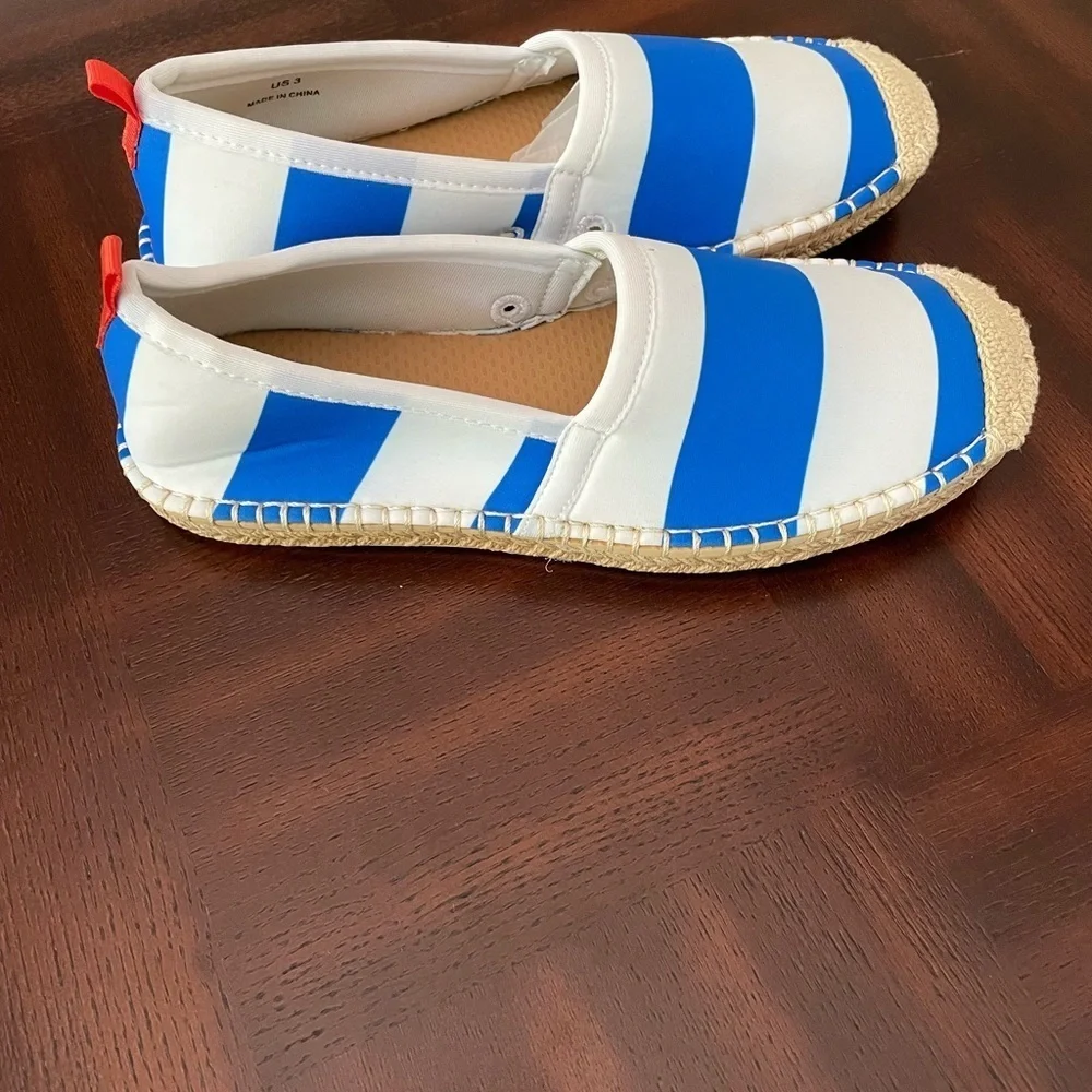 Sea Star Blue and White Striped Espadrilles girls size 3 beach ware